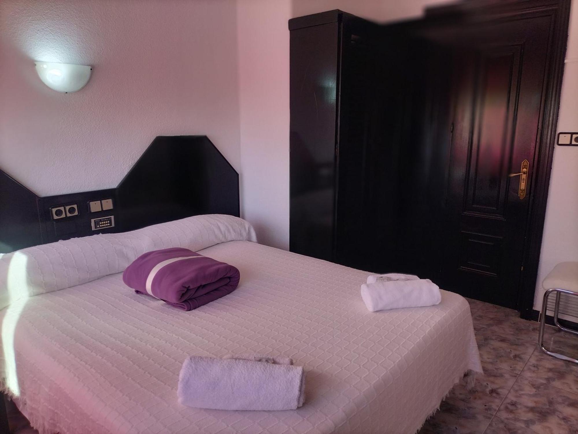 Hostal New York City Sonseca Kültér fotó