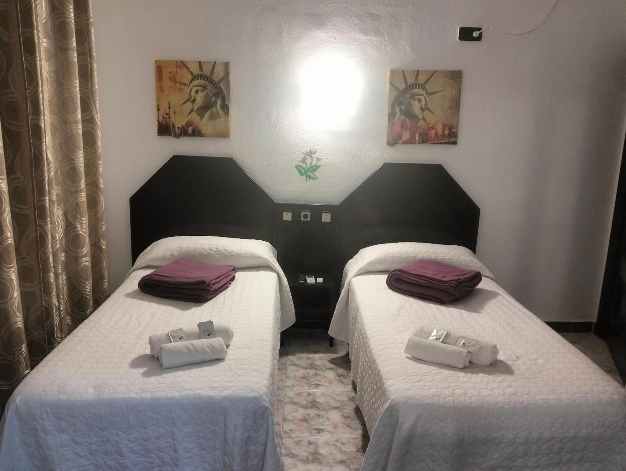 Hostal New York City Sonseca Kültér fotó